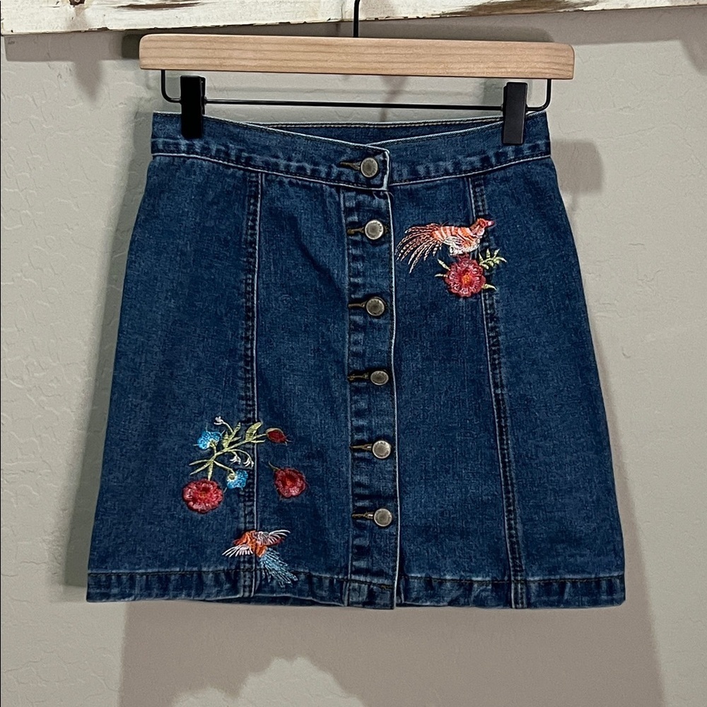 Boutique Vintage Jean Skirt Embroidered Button-Front Denim Bird Johnny Was Like - Picture 2 of 11
